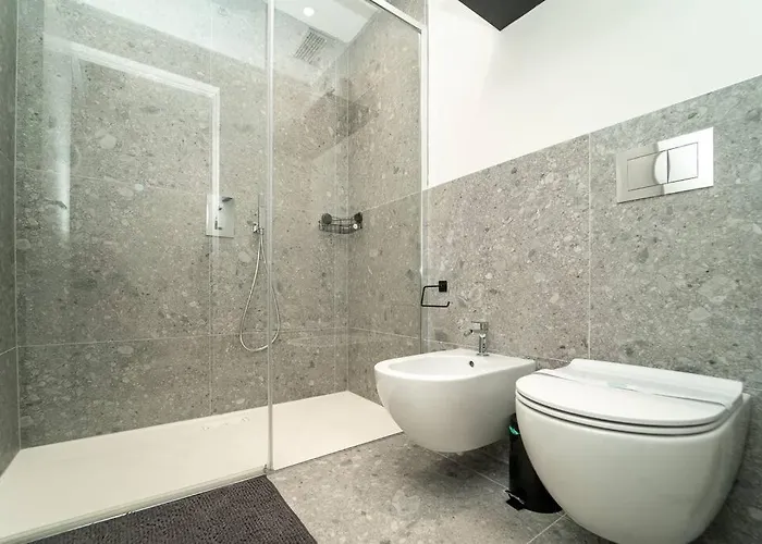 2 Min From The Cathedral With Private Parking
