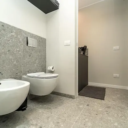 2 Min From The Cathedral With Private Parking Daire Como