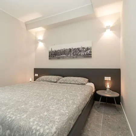2 Min From The Cathedral With Private Parking Daire *
