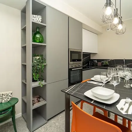 Daire 2 Min From The Cathedral With Private Parking