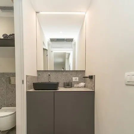 Daire 2 Min From The Cathedral With Private Parking Como