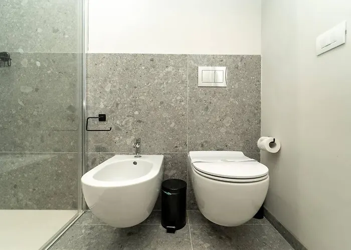 Apartment 2 Min From The Cathedral With Private Parking *