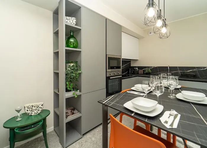 Apartment 2 Min From The Cathedral With Private Parking
